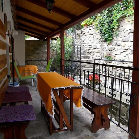 Hamry Guest house *